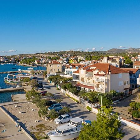 Apartments By The Sea Brodarica, Sibenik - 4194 外观 照片