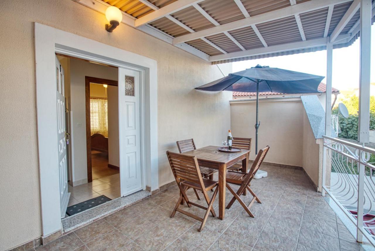 Apartments By The Sea Brodarica, Sibenik - 4194 外观 照片