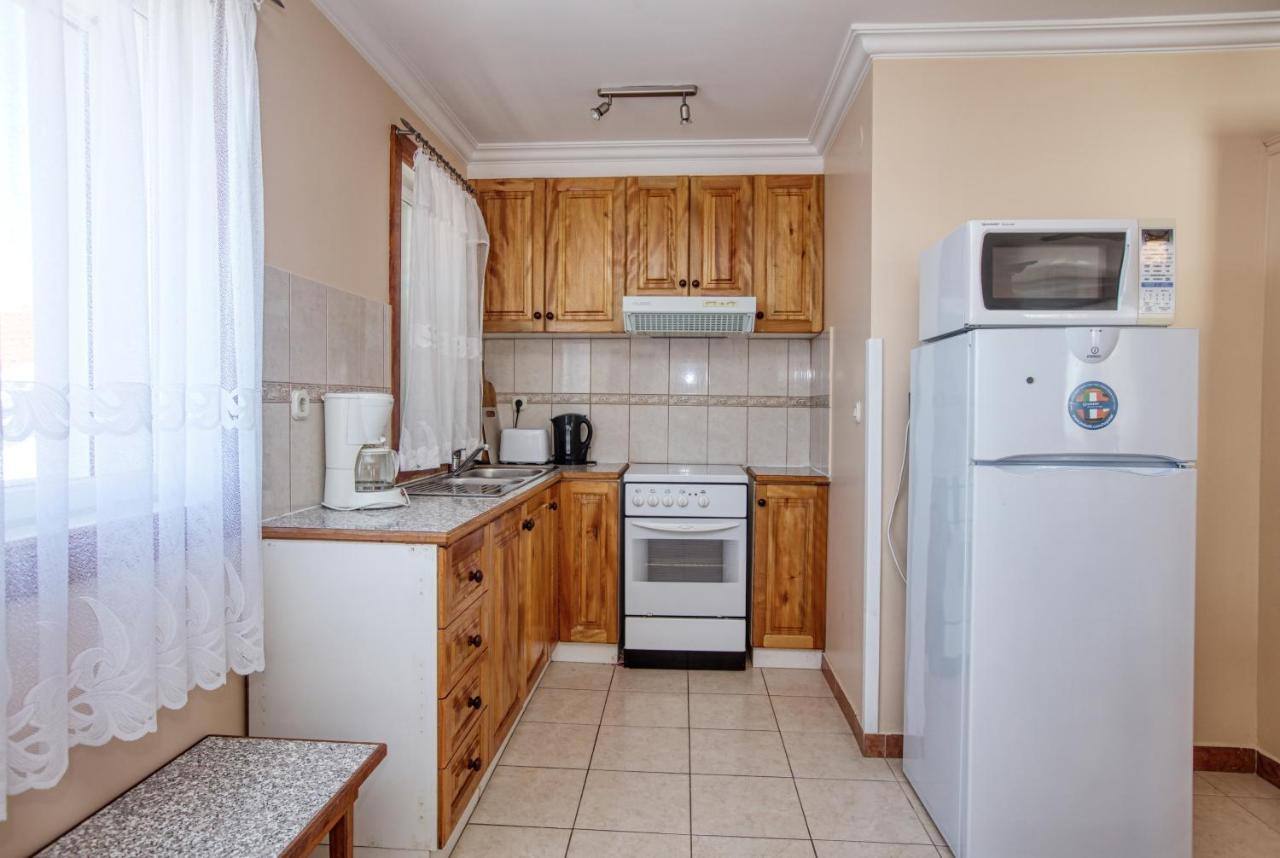 Apartments By The Sea Brodarica, Sibenik - 4194 外观 照片