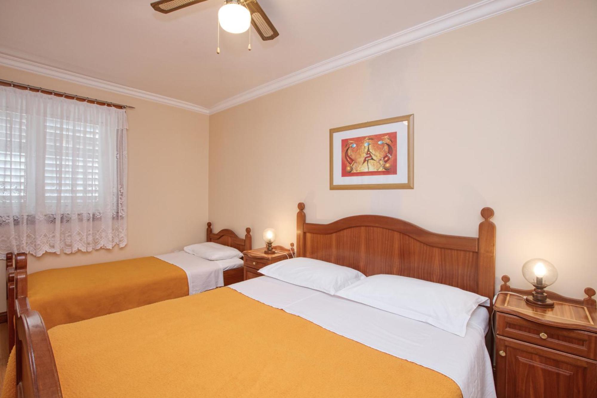 Apartments By The Sea Brodarica, Sibenik - 4194 外观 照片